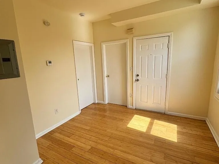 59 Brenner St #1 — Photo 2