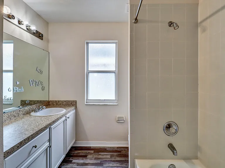 439 Riggs Cir — Photo 27