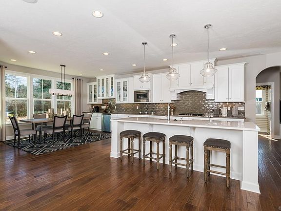 3rd image of 9068 Garrison Manor Dr