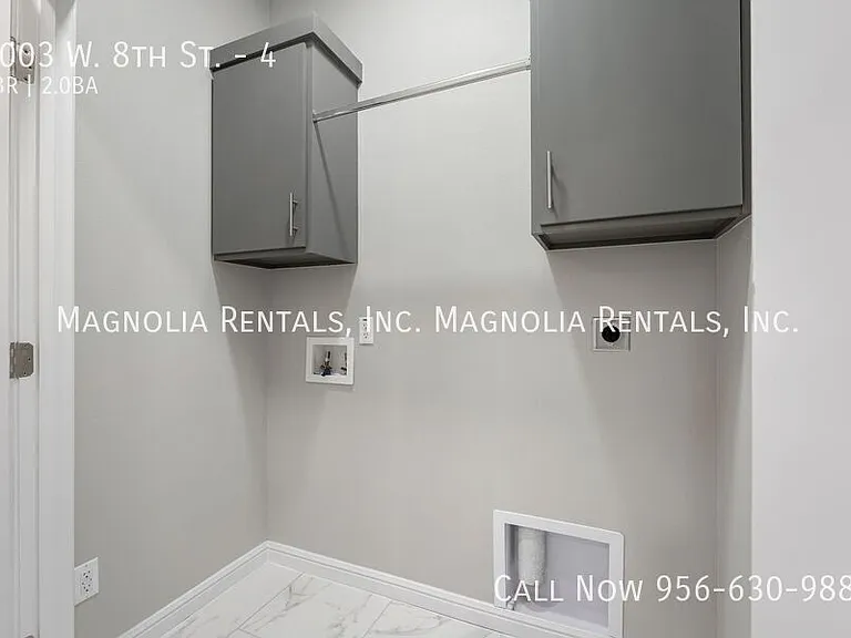 1003 W 8th St #4 — Photo 17