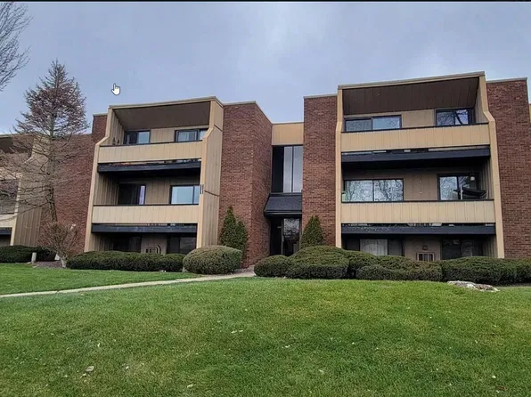 7133 N Terra Vista Dr #3101, Peoria, IL 61614