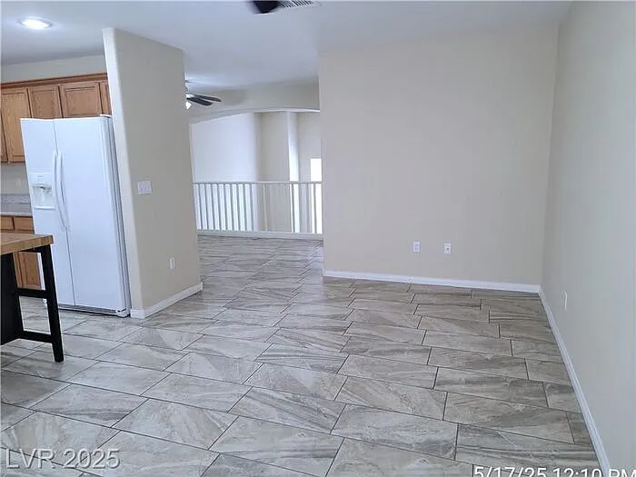 316 Fountain Crossing Ln — Photo 12