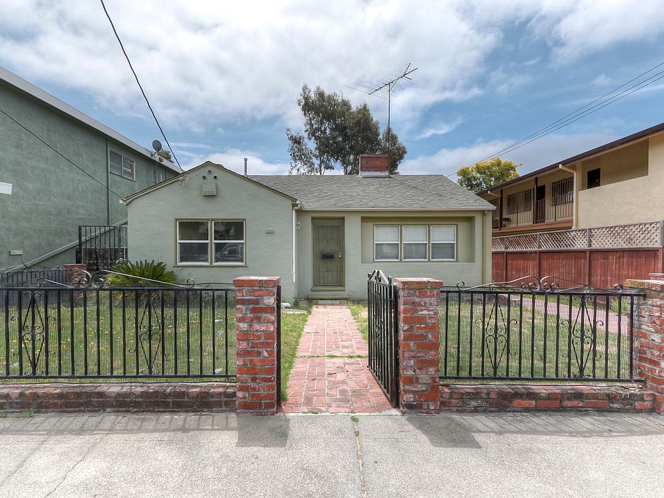 1st image of 3330 65th Ave