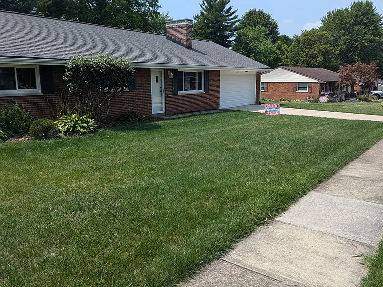 623 Crestview Dr — Photo 25