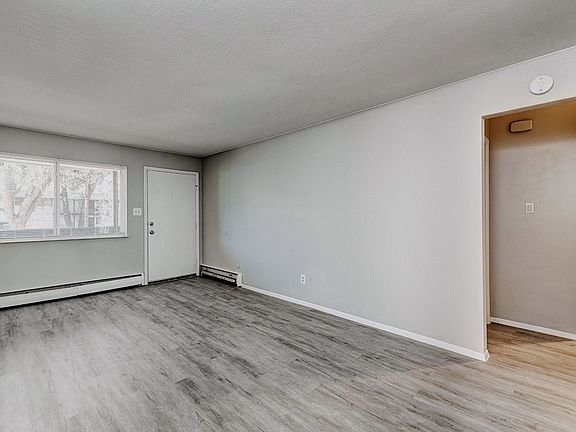 2nd image of 1415 S Corona Ave APT 7