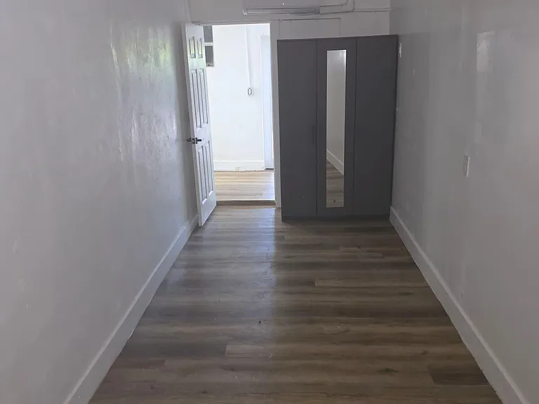 2137 NW 1st Ave — Photo 5