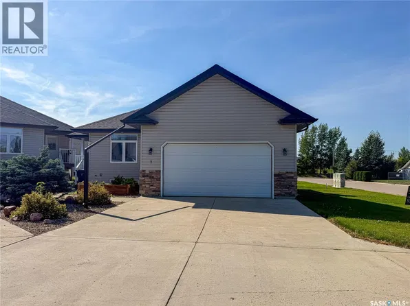 7 Fairway Ct, Meadow Lake, SK S9X