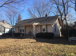 811 S Raymond St, Independence, MO 64050