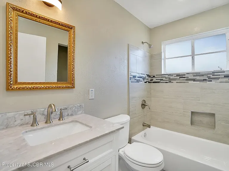 100 W Boyd Dr — Photo 5