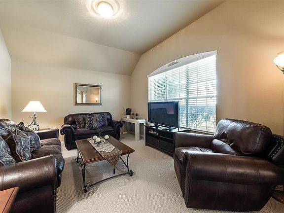 5th image of 5412 Wellington Dr