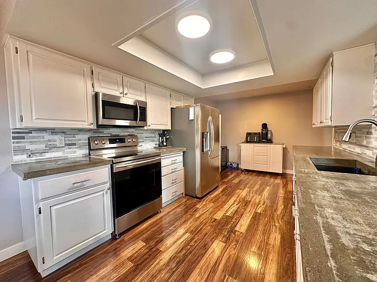 9201 NE Juanita Dr #207 — Photo 17
