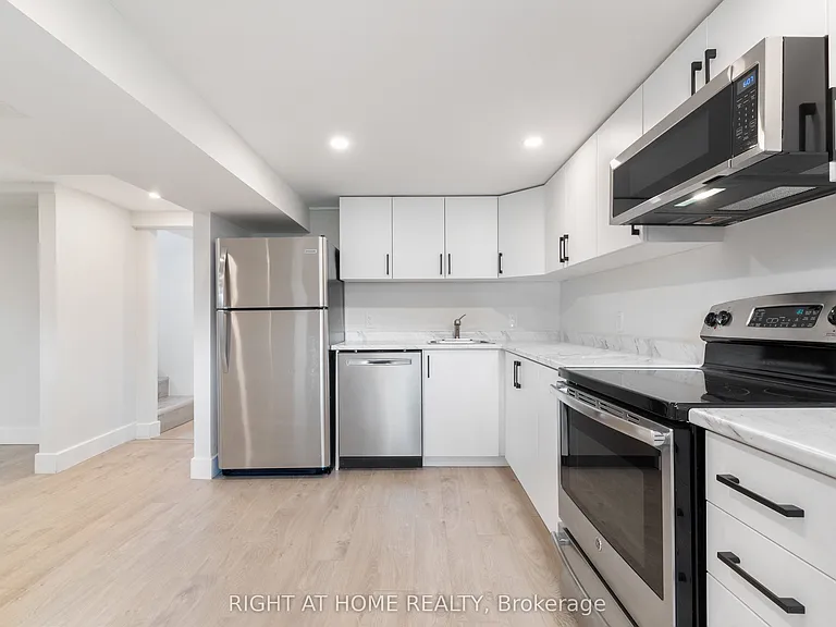 112 Walter Ave #BASEMNT — Photo 8