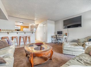 269 N Eagle Glen Ln, Eagle, ID 83616