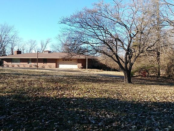 3rd image of 7320 Manchester Ave