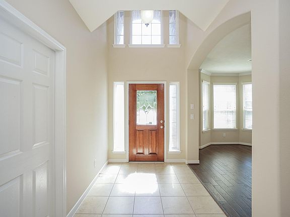 3rd image of 24107 Haywards Crossing Ln