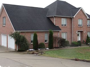 7 Cherokee Trl, Elkview, WV 25071