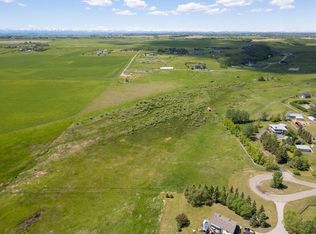 306085 92nd St, Rural Foothills County, AB T0L