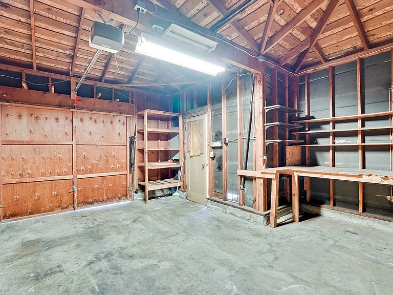 3484 Angelina Dr — Photo 18