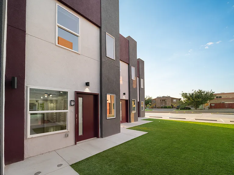 1380 Monte Vista Ave #B — Photo 1