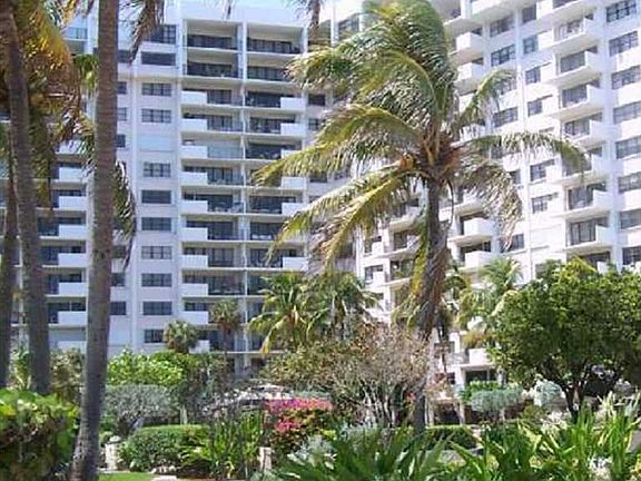 3rd image of 5100 N Ocean Blvd APT 512