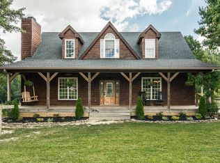 702 W Hollis Chapel Rd, Portland, TN 37148