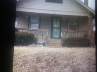 1616 E 67th St, Kansas City, MO 64131