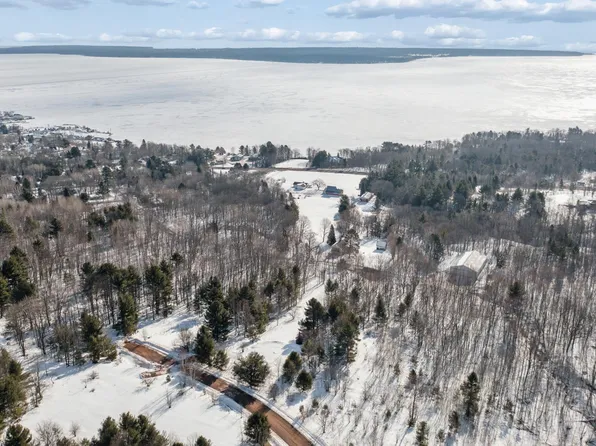 35365 Old Orchard Ln, Bayfield, WI 54814