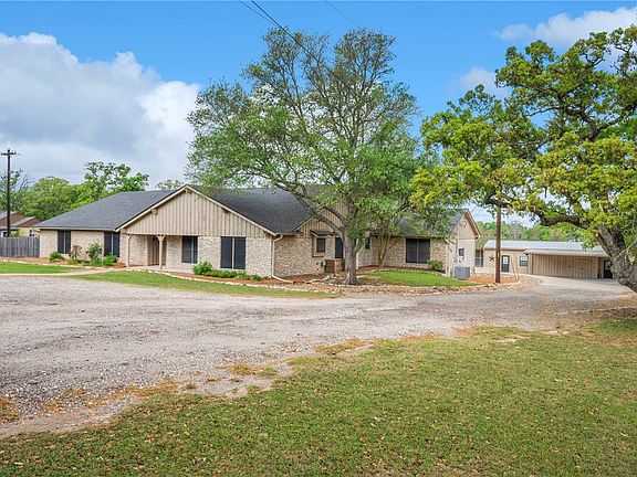 3rd image of 10636 N Dowling Rd