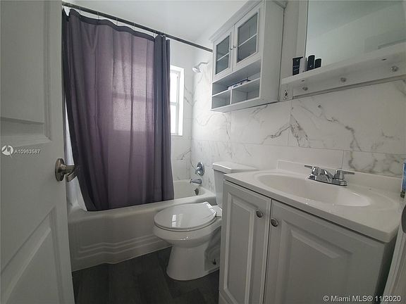 3rd image of 1120 SW 30th St #F