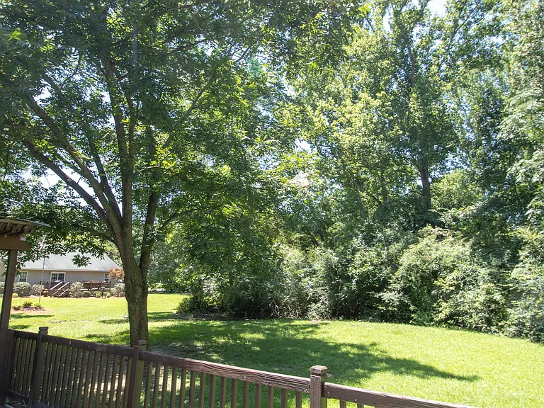 1103 Wigwam Ct — Photo 22