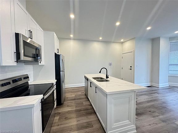 5th image of 507 Wilson St