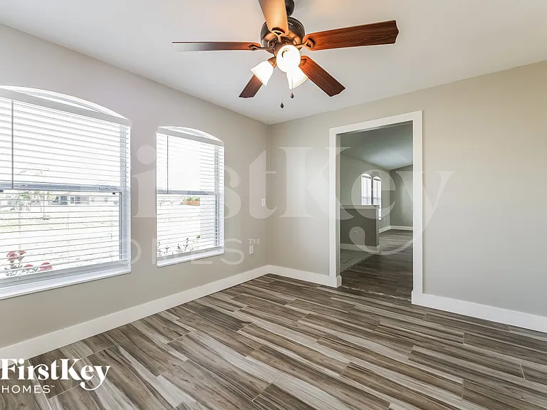 2519 NW 7th St — Photo 8