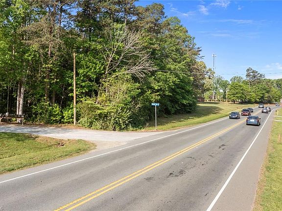 2nd image of 2698 Meadow Creek Ln