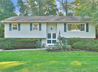 57 Gerardine Pl, New City, NY 10956