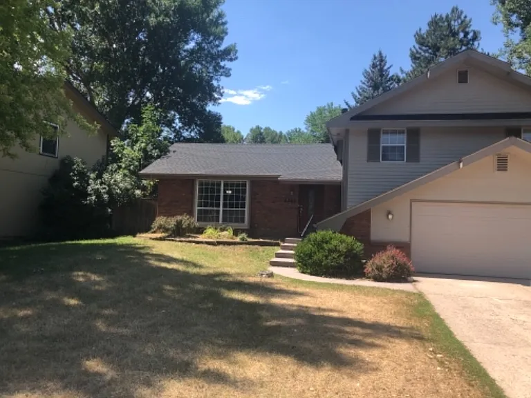 2253 Iroquois Dr — Photo 26