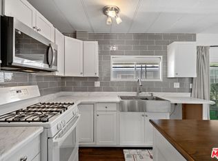 725 W Thornton Ave SPACE 35, Hemet, CA 92543