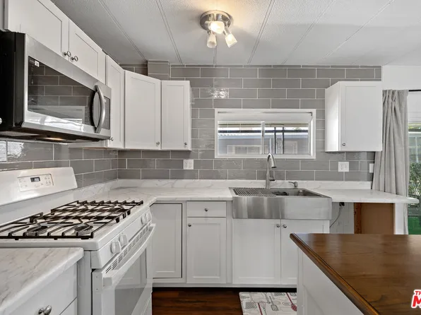 725 W Thornton Ave Space 35, Hemet, CA 92543