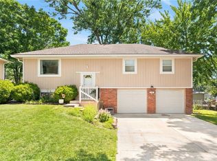 1924 SW 5th St, Blue Springs, MO 64014