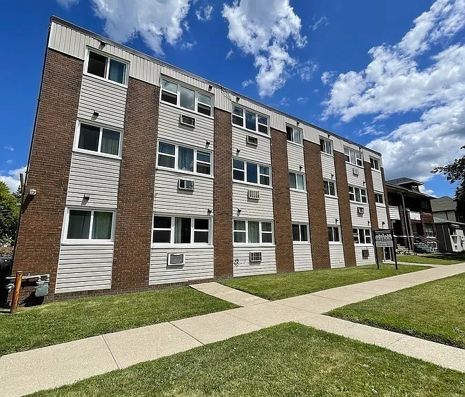 928 Howard Ave #2 — Photo 1