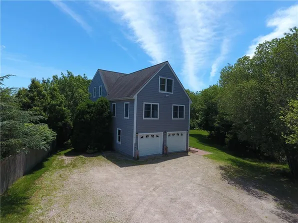51 Glendale Rd, Narragansett, RI 02882