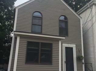 16 McDonough St, Portsmouth, NH 03801