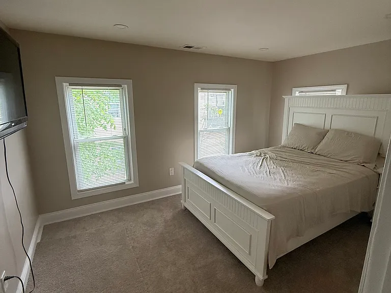 1440 N Main St — Photo 10