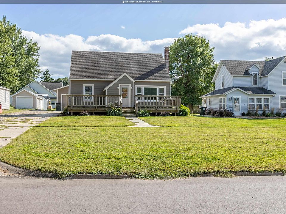 1st image of 822 1/2 Main St