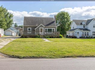 822 1/2 Main St, Mapleton, IA 51034