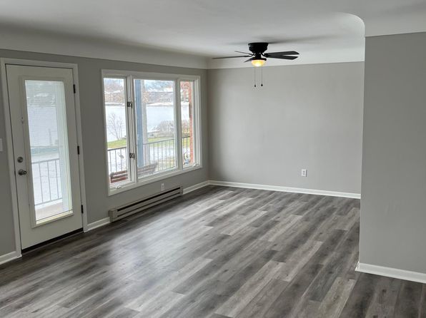 5375 Cooley Lake Rd APT 2