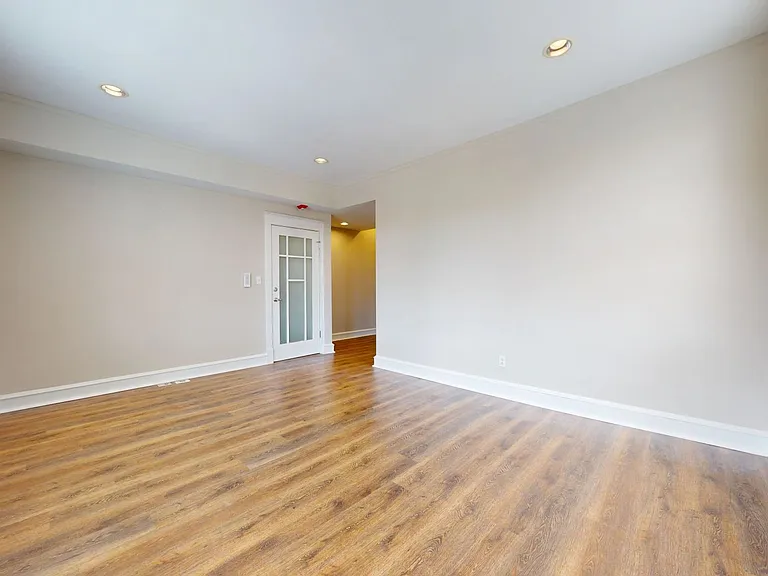 Dining/Living room