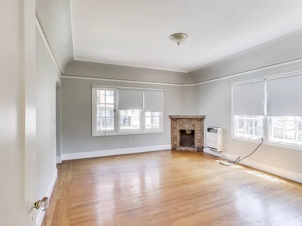 11 Warren Ave #8, Oakland, CA 94611