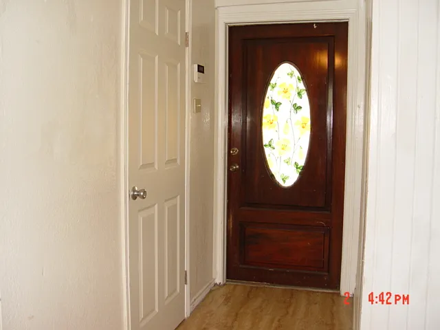 1 bed, 955 sqft, $1,000 — Photo 2