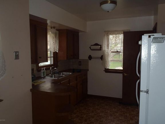 2nd image of 1448 Mullins Ave NW