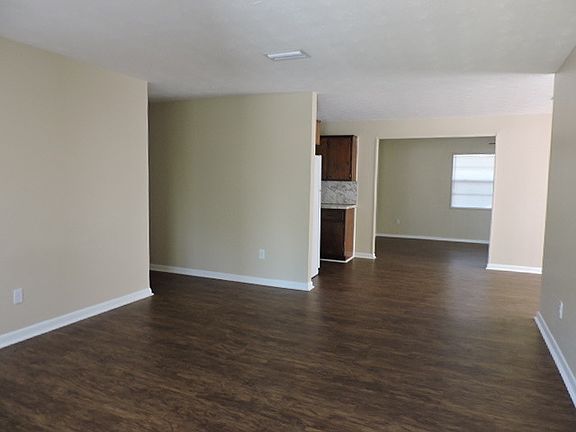 3rd image of 348 Aries Dr